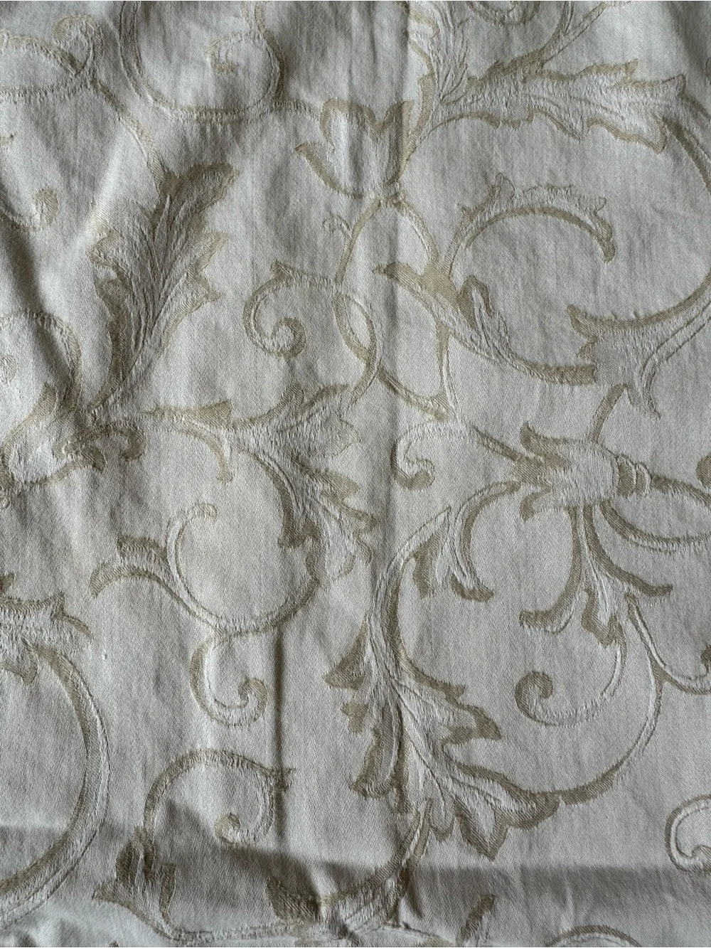 Palais Royal Yves Delorme Paris 100% Cotton Made in Italy 2 King Pillow Cases